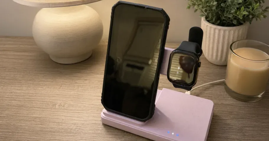 3-in-1 Wireless Charging Stand in Light Violet