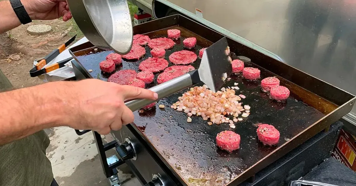Blackstone 36″ Griddle w/ Hard Cover Only $297 Shipped on Walmart.com