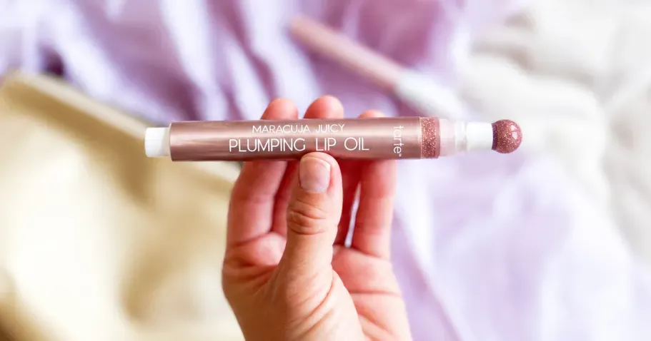 tarte Maracuja Juicy Plumping Lip Oil