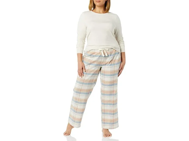 Amazon Essentials Women's Lightweight Flannel Long Sleeve Pajama Set