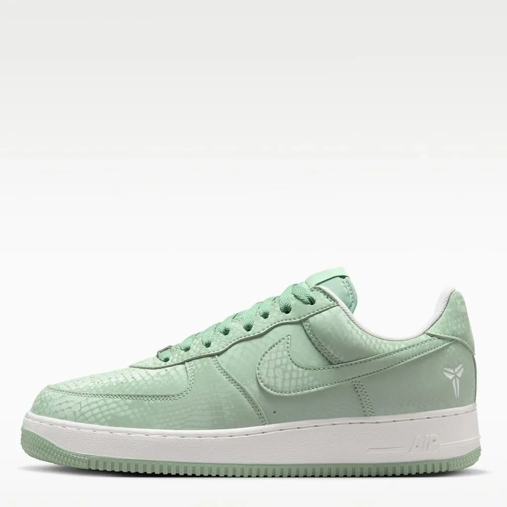 Nike Men's Kobe Air Force 1 Shoes