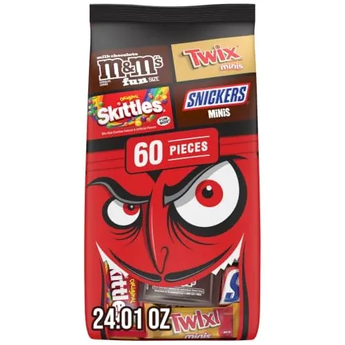M&M'S Milk Chocolate, SNICKERS, SKITTLES Original & TWIX Fun Size and Minis Trick or Treat Halloween Candy Variety Pack, 60 Ct