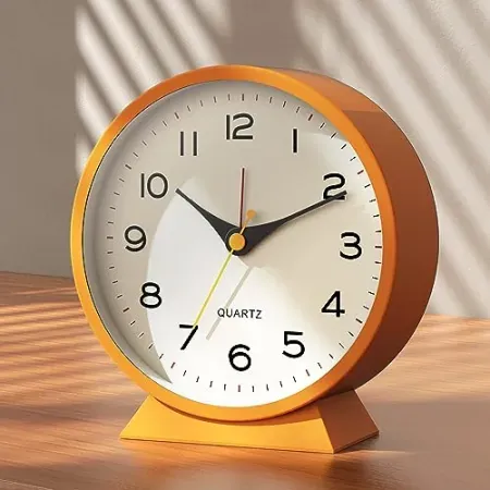 AYRELY 4.5" Analog Alarm Clock