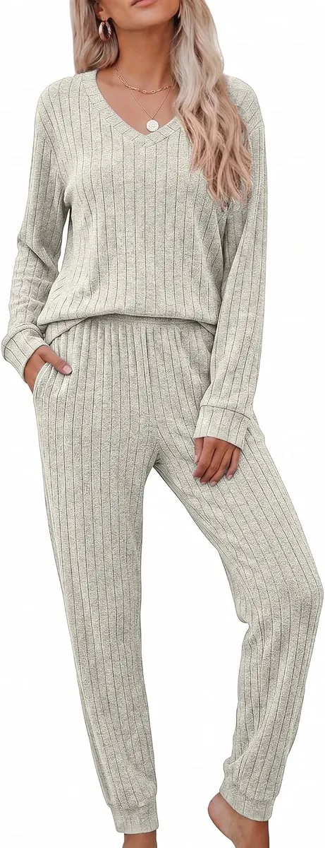 Ekouaer Long-Sleeve Ribbed Lounge Set