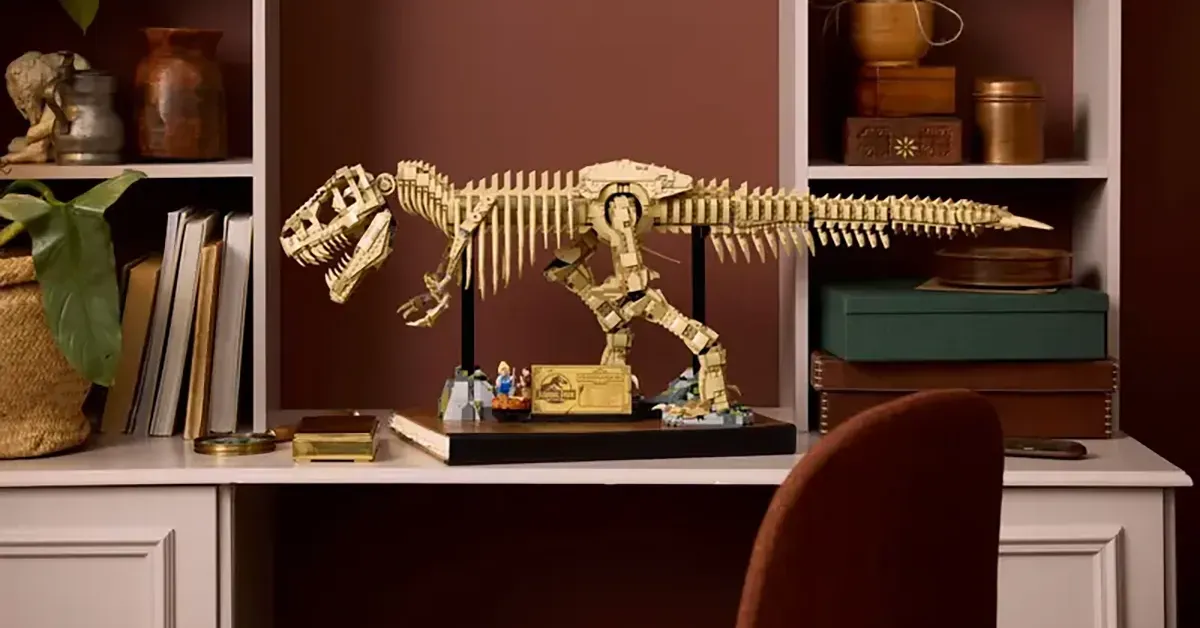 LEGO’s massive display-worthy Jurassic World T-Rex dinosaur fossil set down at a new