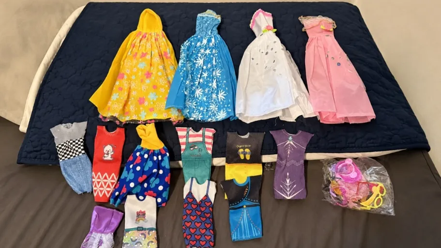 Doll Clothes & Accessories 110-Piece Pack