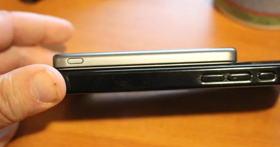 Ultra-Slim MagSafe 5000mAh Magnetic Power Bank