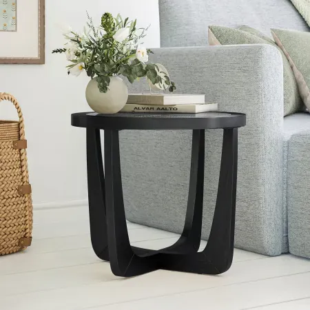 23" Beautiful Glass Rattan End Table