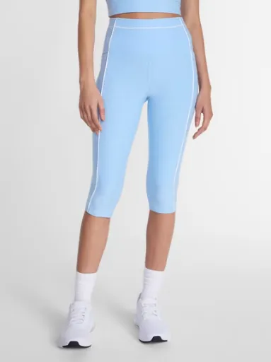Athletic Works Women's ButterCore Capris, Sizes XS-4X