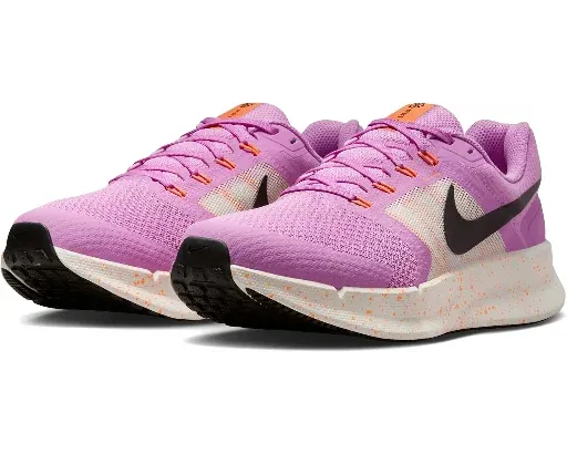 Nike Women's Run Swift 3 Shoes (Magenta)