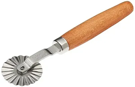 Ateco Fluted Pastry Wheel w/ 1 3/8 Inch Blade
