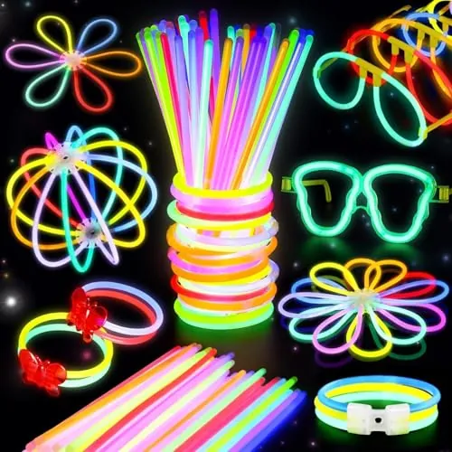 200 Glow Sticks + 267 Connectors
