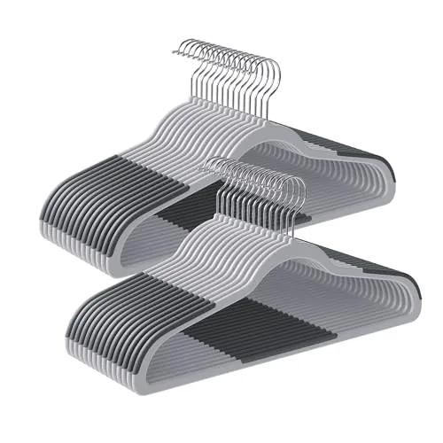 SONGMICS Plastic Clothes Hangers 50-Pack