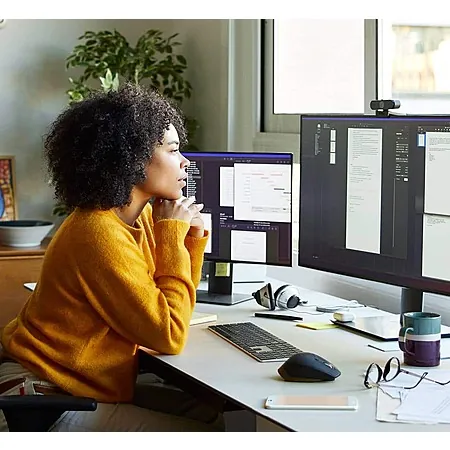 New/Eligible AT&T Fiber Optic Customers: 1-Yr 1-Gig Home Internet + $200 Rewards