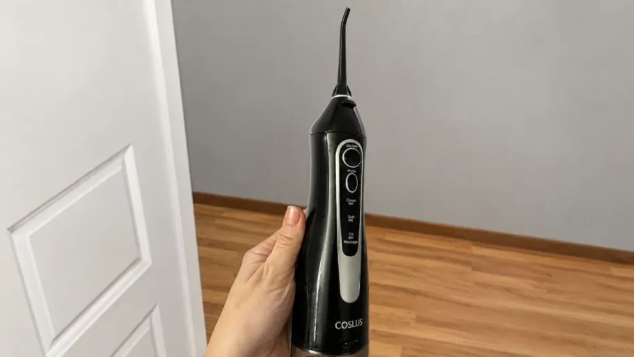 COSLUS Water Flosser in Black