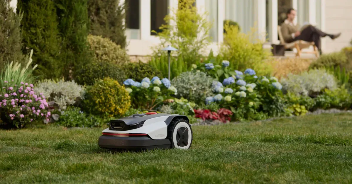 RockNeo Q110H Robot Lawn Mower