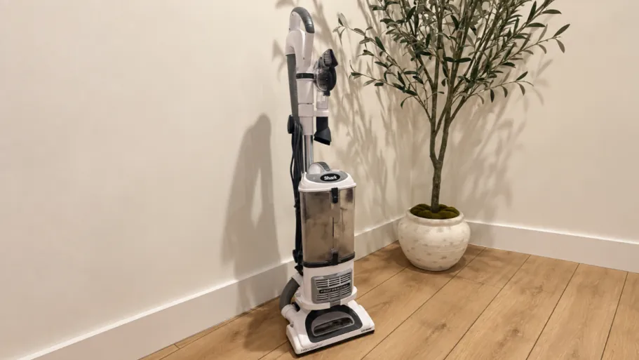 Shark Navigator Lift-Away Upright Vacuum