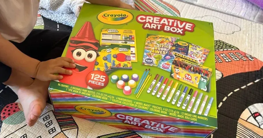 Crayola 125-Piece Art Set Just $10 Shipped for Amazon Prime Members