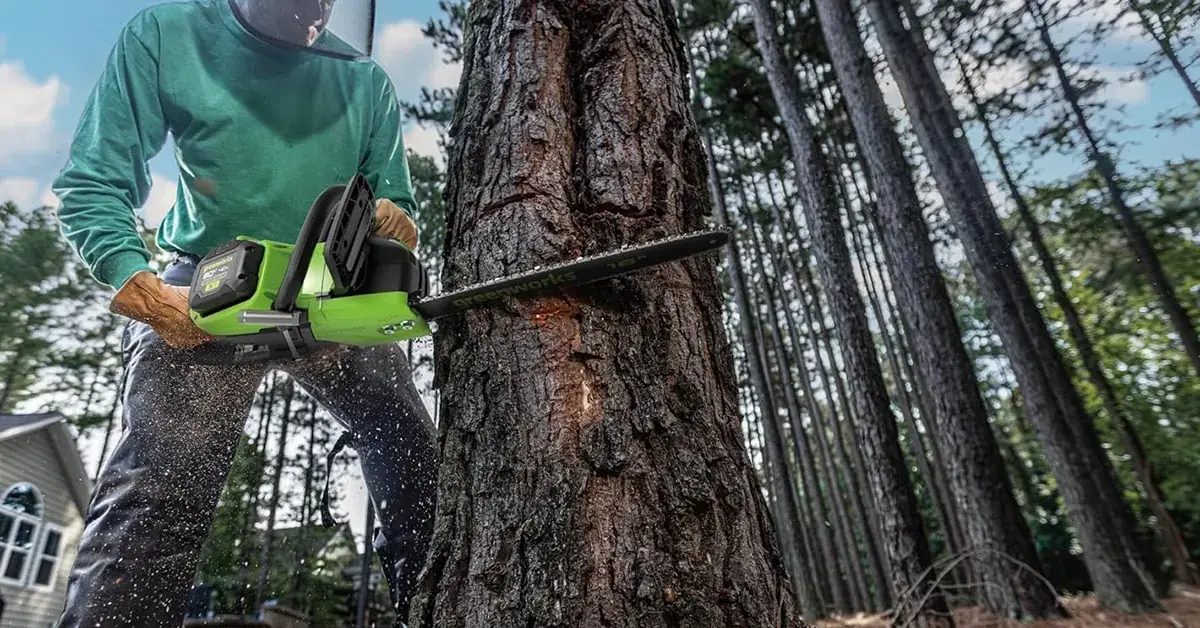 Get pro-tier cutting action with Greenworks’ 80V 18-inch cordless electric chainsaw