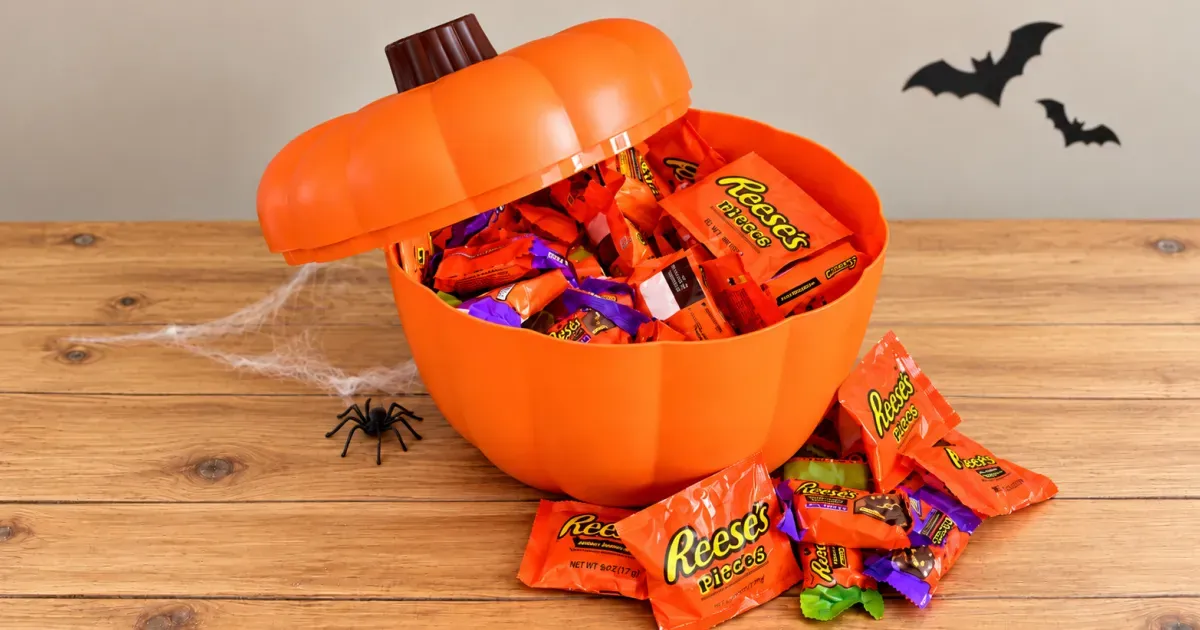 Reese’s Halloween Candy Pumpkin Bowl
