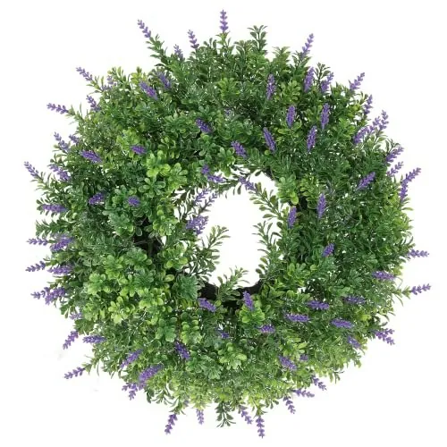 18" Boxwood Wreath
