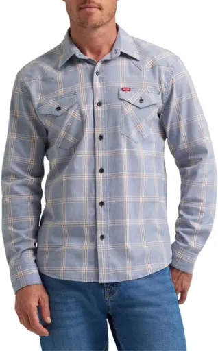 Wrangler Men's Slim Fit Long Sleeve Woven Twill Shirt with Sunglasses Cleaner