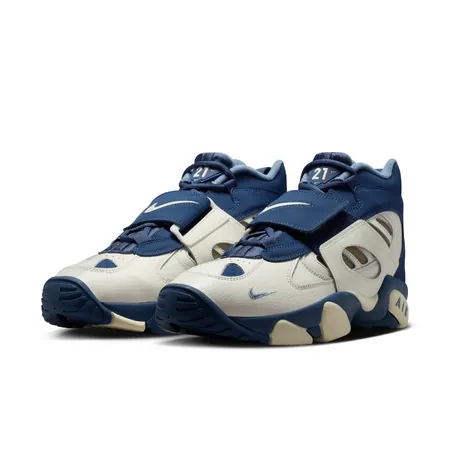 Nike Men's Air Diamond Turf II Shoes (Sail/Blue Grey/Metallic Gold/Mystic Navy)