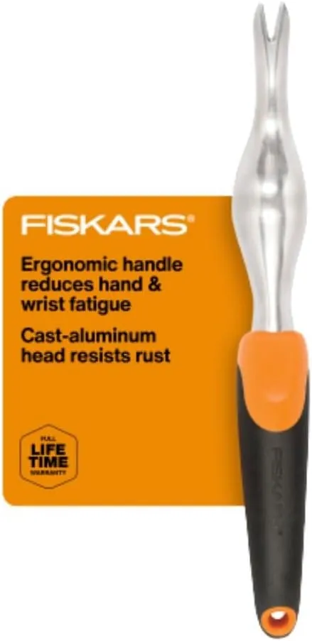 Fiskars Ergo Weeder Tool