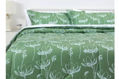7-Piece Amazon Basics Lightweight Microfiber Comforter Set (King)