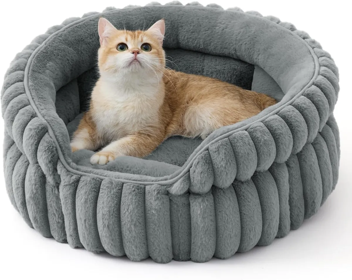 Bedsure ComfyFleece Washable Cute Cat Bed