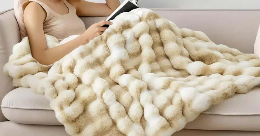 BEDELITE Throw Blanket