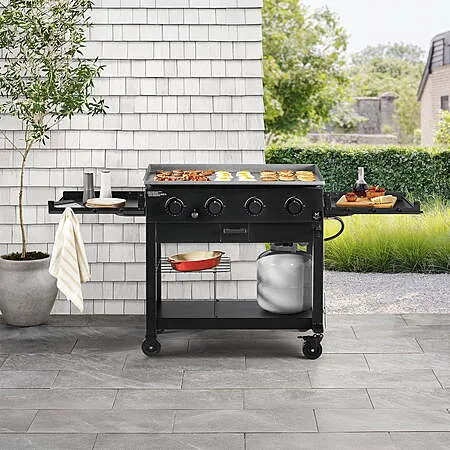 Sam's Club: Member's Mark 4-Burner Propane Gas Griddle w/ Soft Cover