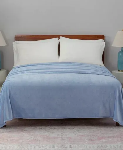 Berkshire Classic Velvety Plush Twin Blanket (Full / Queen)