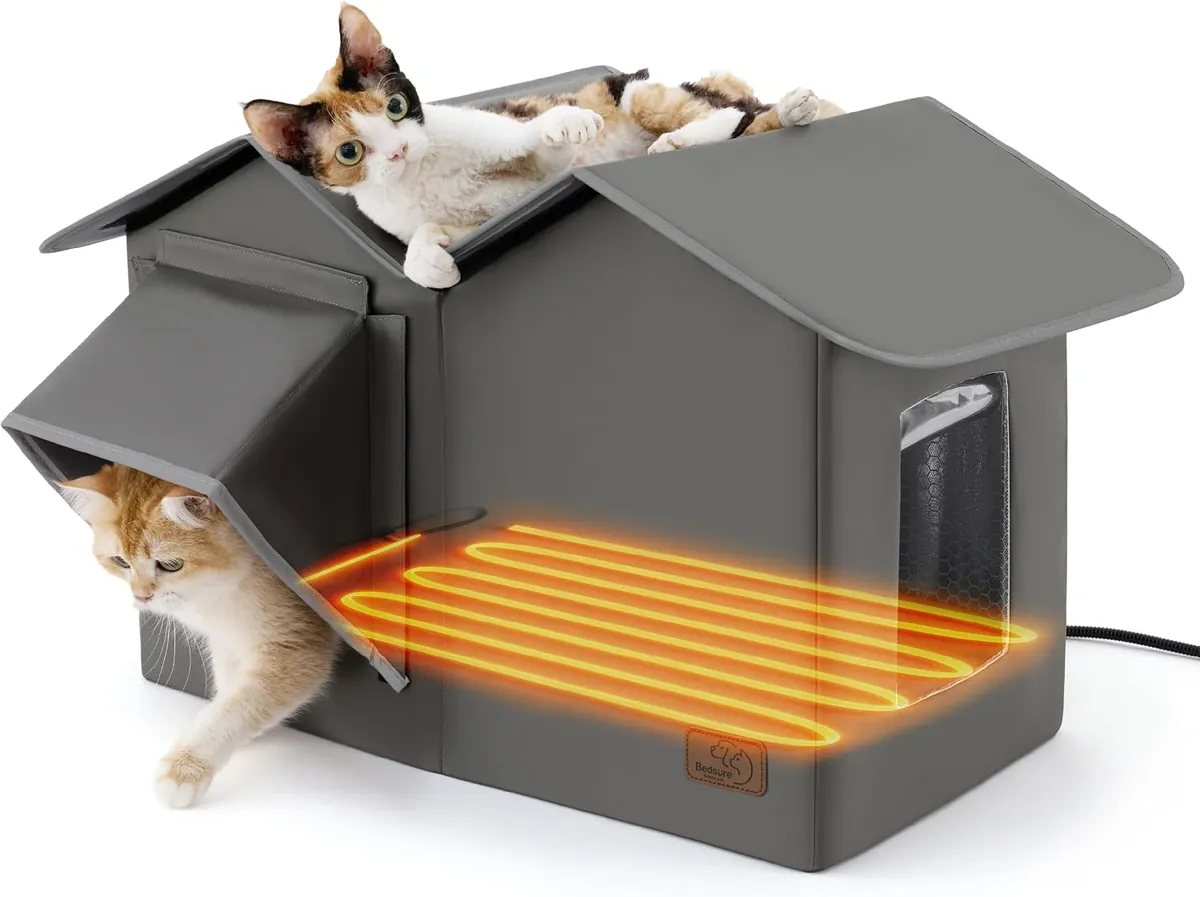 Heated Outdoor Cat House