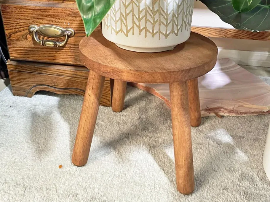 Solid Wood 10″ Step Stool in Walnut