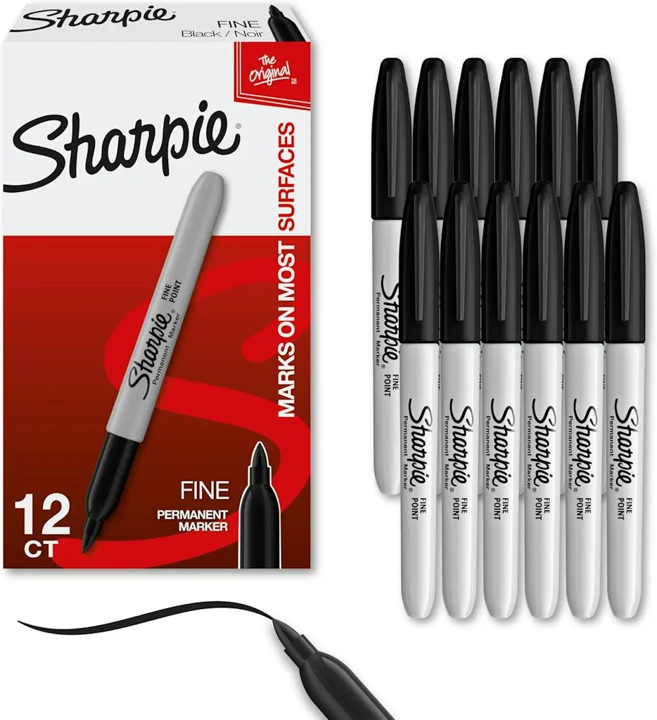 Sharpie 12-Count Fine Point Permanent Markers