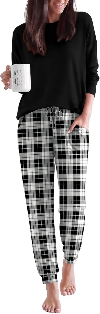 Ekouaer Women’s 2-Piece Long Sleeve Pajama Set