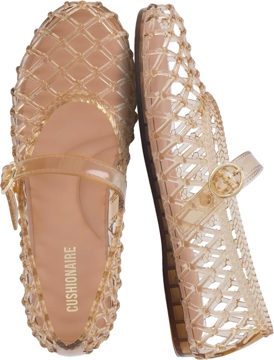 Cushionaire Women’s Twist Mary Jane Jelly Flats