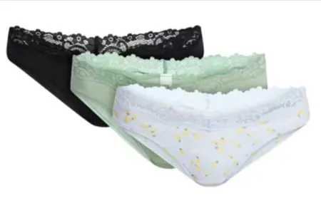 3-Pack No Boundaries Fit Stretch Lace Thong Panties