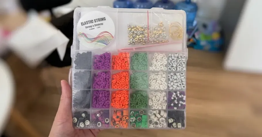 Halloween 3,200-Piece Bracelet Making Kit
