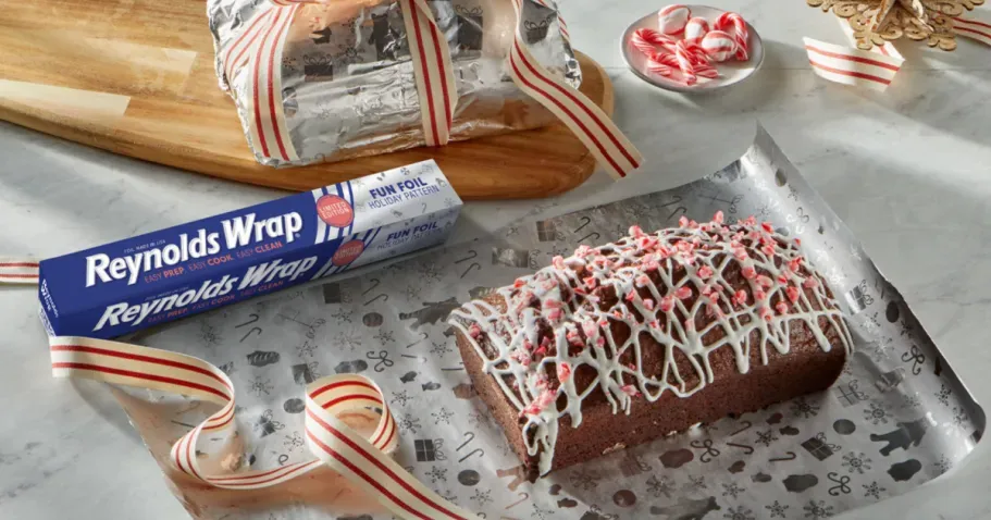 Reynolds Wrap Fun Foil with Holiday Pattern