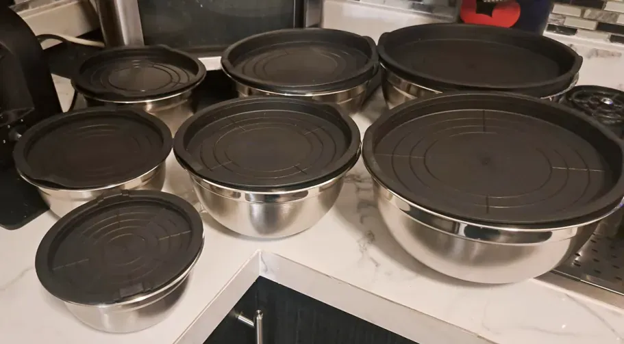 Stainless Steel Mixing Bowls: 7-Piece Set with Lids