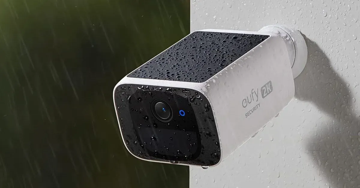Anker’s SoloCam S220 solar security 2-cam pack + HomeBase 3 is