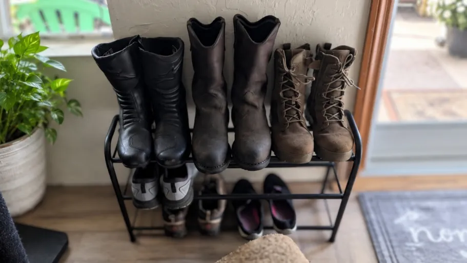 Expandable 3-Tier Shoe Rack