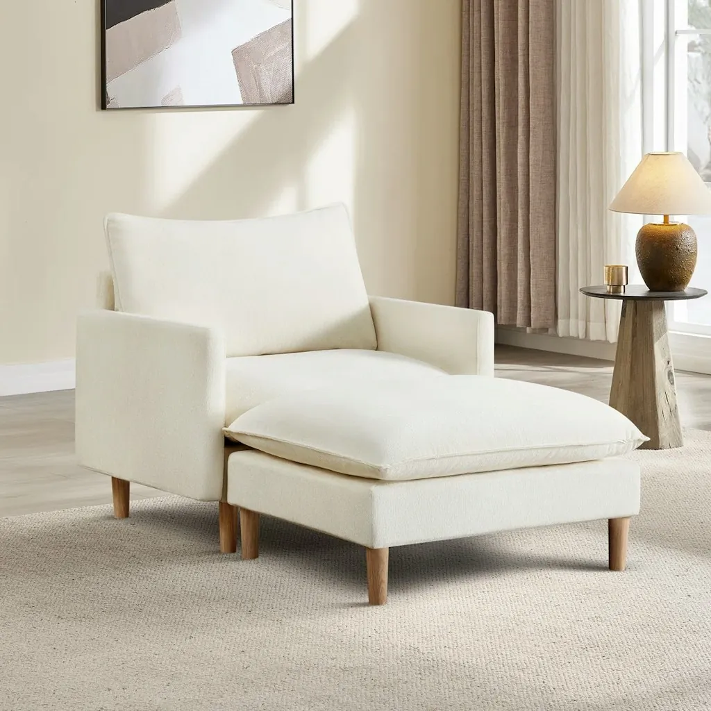 Latitude Run Choquette Upholstered Chaise Lounge