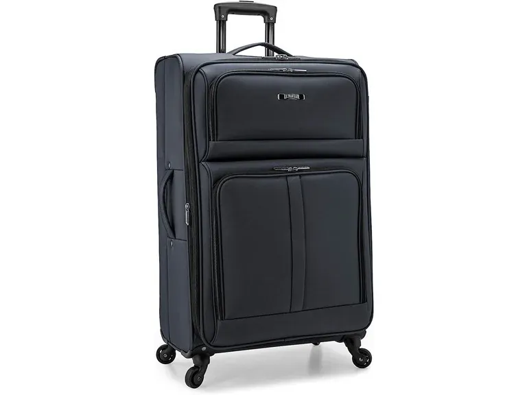 U.S. Traveler Anzio Softside Spinner 30" Checked