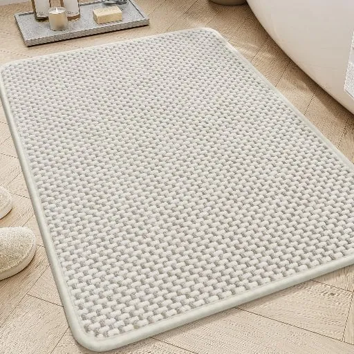 AMOAMI 17" x 24" Chenille Non-Slip Bath Mat