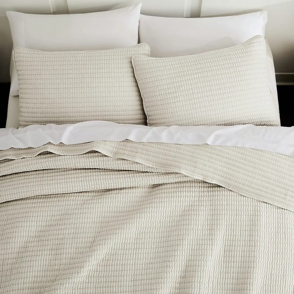 King Pick Stitch 3-Piece Quilt Set
