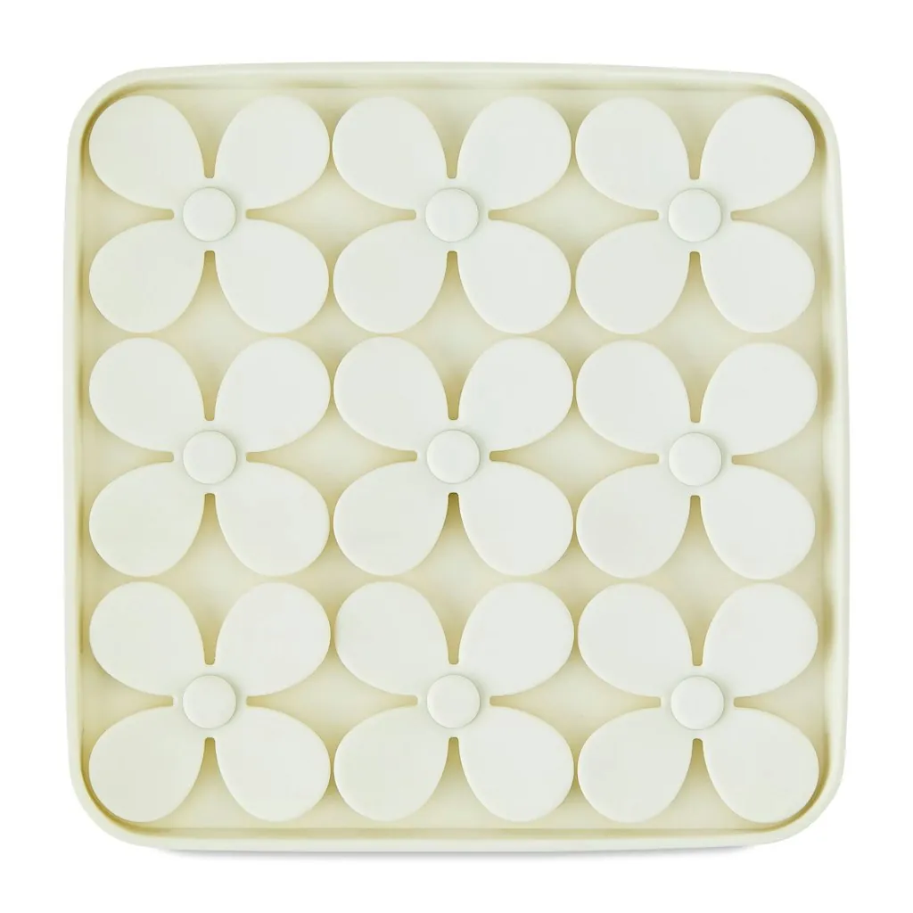 Vibrant Life Silicone Shamrock Snuffle Mat