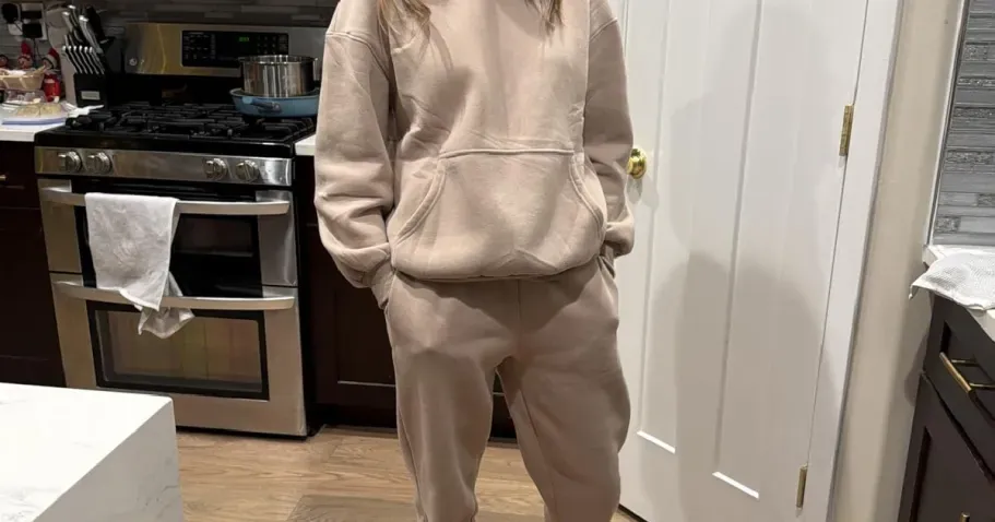 Women’s 2-Piece Sweatshirt Lounge Set